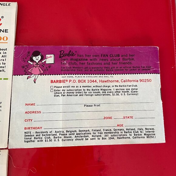 Barbie Booklets (3) The World of Barbie from 1965-1967 - Picture 8 of 8
